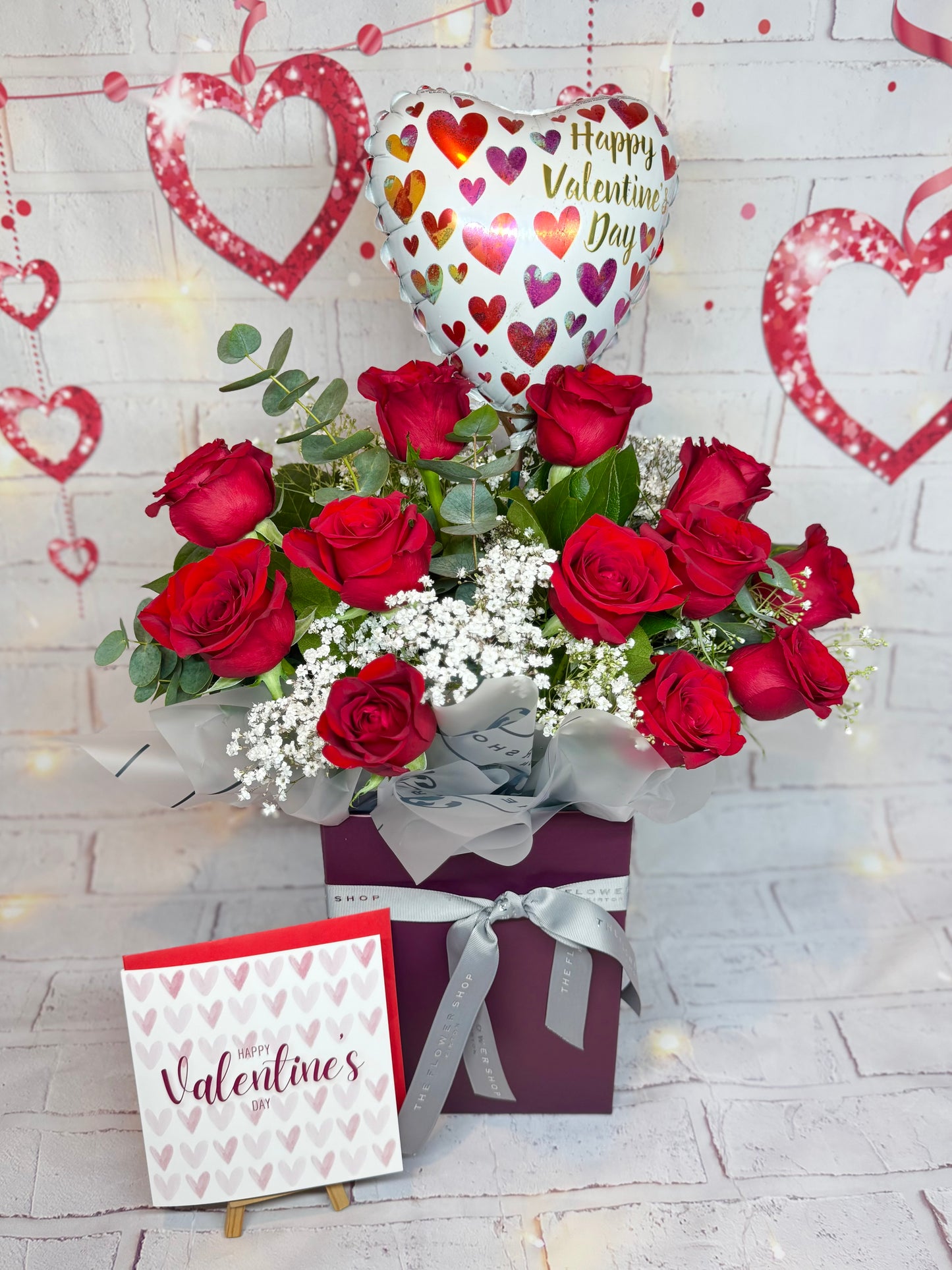 Valentine’s 12 Premium Red Rose Aqua Special with Card and Balloon NATIONAL