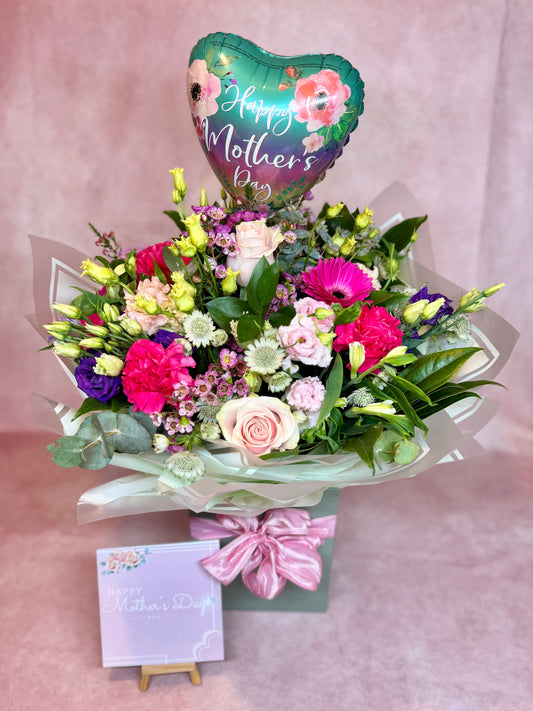 Large Mother’s Day Special with Card & Balloon