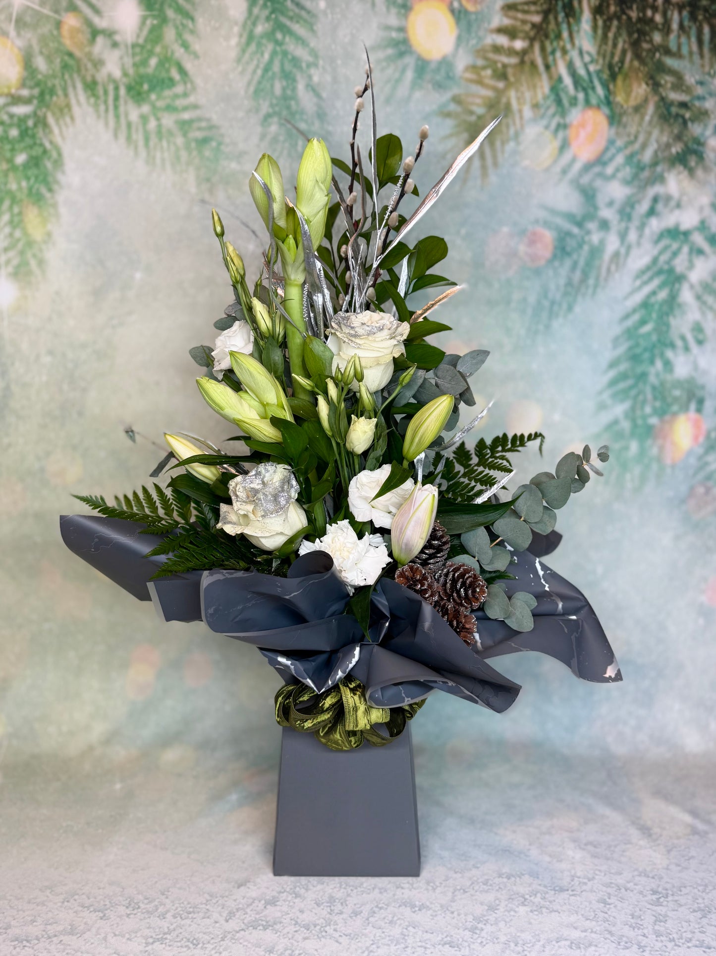 Christmas Tall Amaryllis Aqua